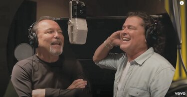 Mejor canción tropical para Rubén Blades y Carlos Vives