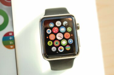 Apple lanzaría reloj inteligente con carcasa resistente 