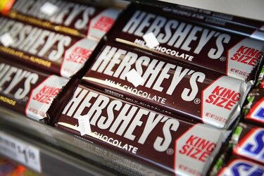 Chocolatera Hershey rechaza oferta de compra de Mondelez