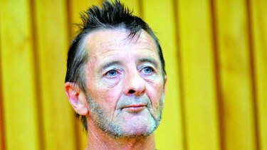 Phil Rudd se declara culpable de amenazas