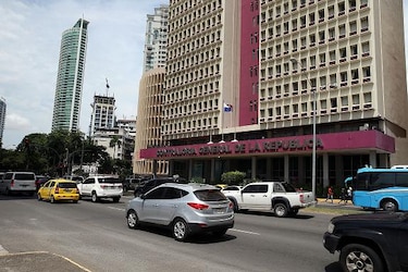 Docentes protestarán en la Contraloría para exigir pago de aumento salarial