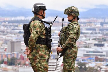 Bogotá se blinda con 15,000 policías y militares para la investidura de Petro