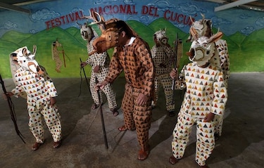 Los guardianes  de la danza del cucuá en las montañas coclesanas