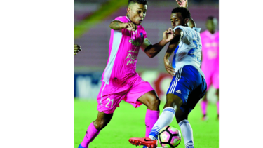 Árabe cerró con un triunfo por el honor