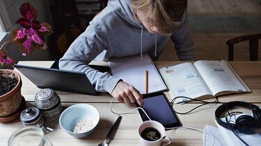 La trampa de la carga cognitiva: por qué estudiar más horas no siempre te ayuda a aprender más