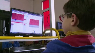 Francia capacitará obligatoriamente a niños para que aprenden a defenderse en caso de ataques terroristas a sus escuelas