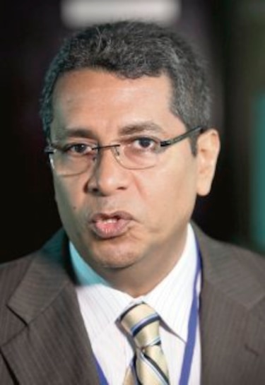 Se querellan contra fiscal Julio Laffaurie