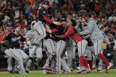 Los Nacionales hacen historia al conquistar su primera Serie Mundial