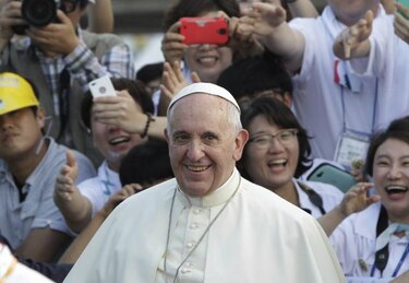 Papa Francisco insta a diálogo "fraternal" con China