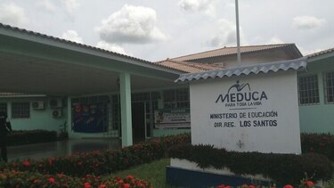 Los Santos: padres deberán matricular a sus hijos en escuelas cercanas