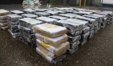 El Senan se incauta de 238 paquetes de droga en la bahía de Panamá