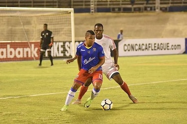 Plaza Amador gana y avanza