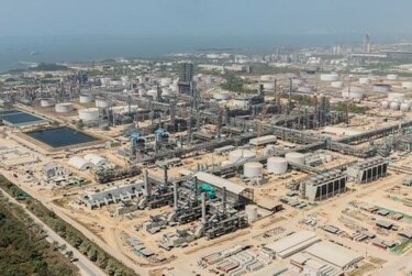Condenan a contratistas de refinería en Colombia por millonario sobrecostos en la obra