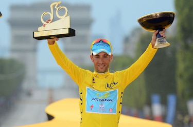 Campeón del Tour de Francia es retenido por la policía forestal