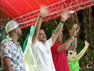 Alcalde de David inaugura alumbrado navideño antes de hacer la licitación