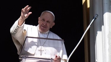El papa Francisco anuncia un Año de la Familia
