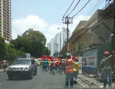 Suntracs protesta en las calles