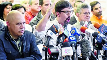 MUD reitera plazo; Maduro lo rechaza
