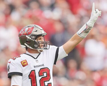 Bucs de Brady buscan romper su mala racha ante los Rams