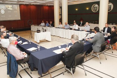 Empresarios piden eliminar las restricciones 
