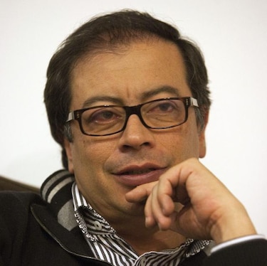 Fiscal advierte que podría suspender destitución de alcalde de Bogotá