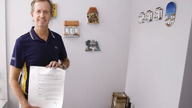 Reconocimiento Imperial para Gary Stempel de parte de la Reina Isabel II
