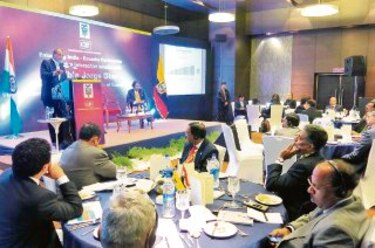 Clausurado cónclave comercial en India