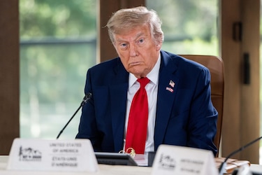 Trump se reúne con su Consejo de Seguridad mientras EUA considera entrar en conflicto con Irán