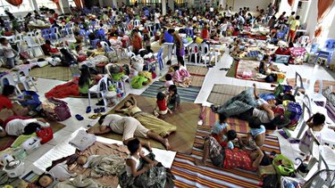 Filipinas evacua a millones de personas al acercarse tifón Hagupit