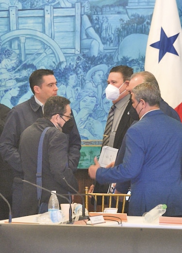 Definirán opciones para reconocer a farmacias el  20% de descuento