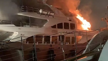 Lujoso yate del cantante Marc Anthony se incendia en Miami