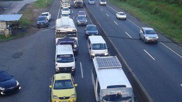 Autoridades califican como positivo el operativo de inversión de carriles