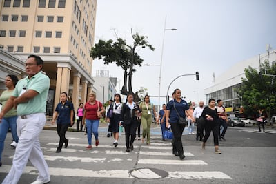 Analistas alertan que muchos empleos en Panamá son temporales e informales