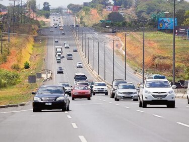 El MOP investigará sobrecostos en autopista