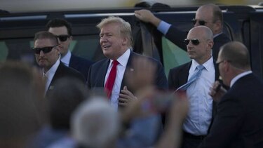 Donald Trump dice que 'se acabó el juego', pero los demócratas prometen más investigaciones