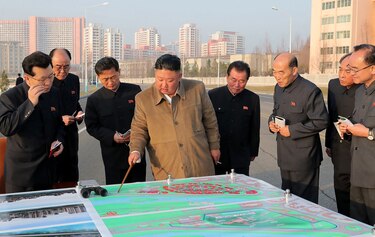 Corea del Norte lanza dos misiles balísticos tras viaje de Biden