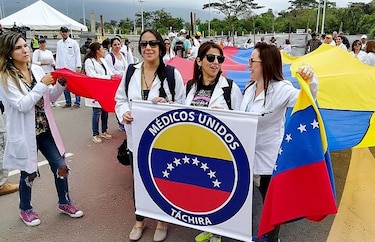 Médicos piden ayuda humanitaria para sacar a Venezuela de la Edad Media