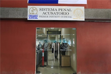 Hijo de Héctor Brands contaba con su permiso de arma 