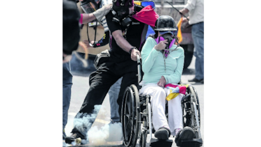 48 muertos y 13 mil heridos en protestas