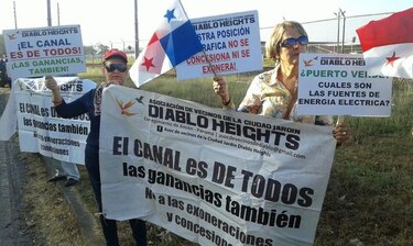 Residentes de Diablo protestan contra el puerto de Corozal