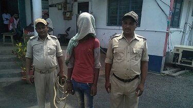 Segunda adolescente es violada, rociada con gasolina y quemada en la India