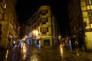 Francia se prepara para tomar ‘decisiones difíciles’ ante la segunda ola de la Covid-19