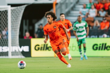 Adalberto Carrasquilla está muy cerca de enfrentar al Inter de Messi