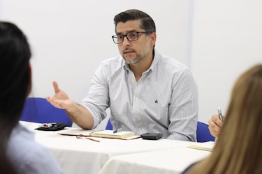 El viceministro de Vivienda fue a la Comisión de Presupuesto a solicitar $2,7 millones para contratos de personal, pero se fue con las manos vacías ¿por qué?