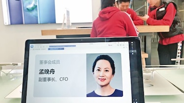 Directora de Huawei habría ocultado datos
