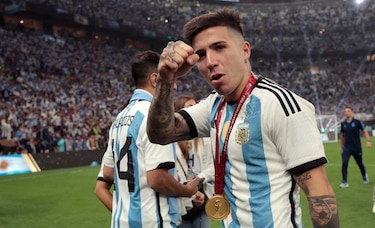 Enzo Fernández se disculpa por colgar un cántico racista de los jugadores argentinos