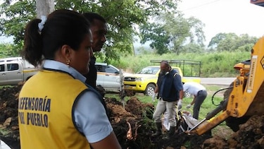 Realizan funeral a los cinco inmigrantes de Ghana ahogados en Darién