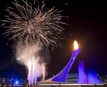 Rusia inaugura los Juegos de Sochi con orgullo