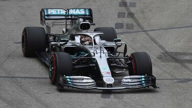 Hamilton y Verstappen avisan en los ensayos libres en Singapur