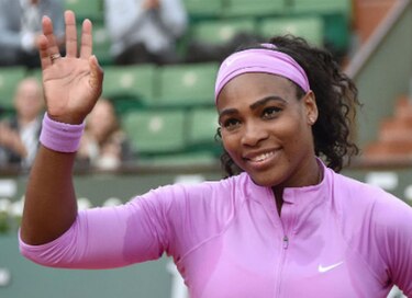 Serena Williams arrasa en su primer partido
